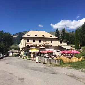 https://hotel-la-portette.fr-provencehotel.com